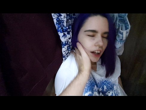 ❤️ 在壁櫥裡找到我姐姐並幫她射精 ️ 色情 在 zh-tw.sex78.ru ️❤